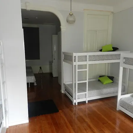 Jualis 2* Porto
