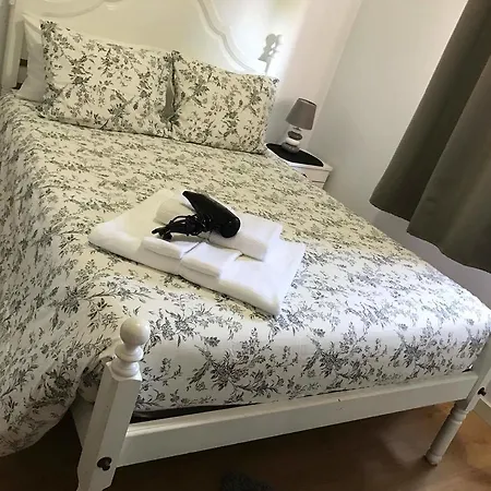 Jualis 2* פורטו