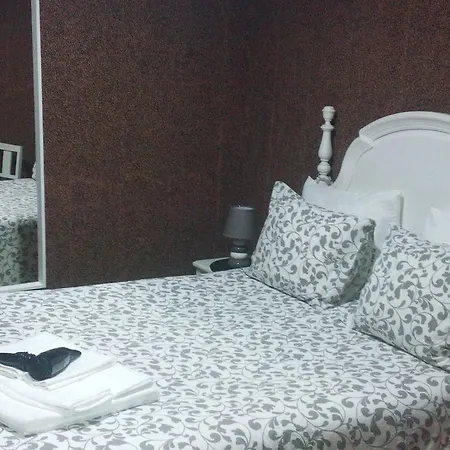 Jualis 2* פורטו